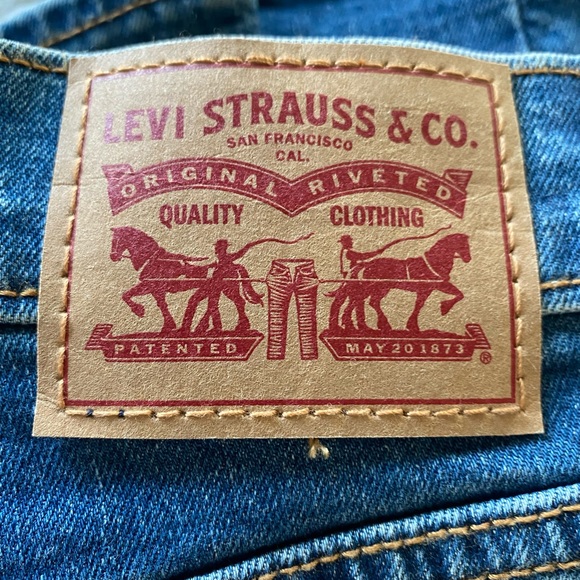 Levi’s Wedgie Skinny Jeans 26 distressed button fly high rise medium wash - Picture 7 of 12